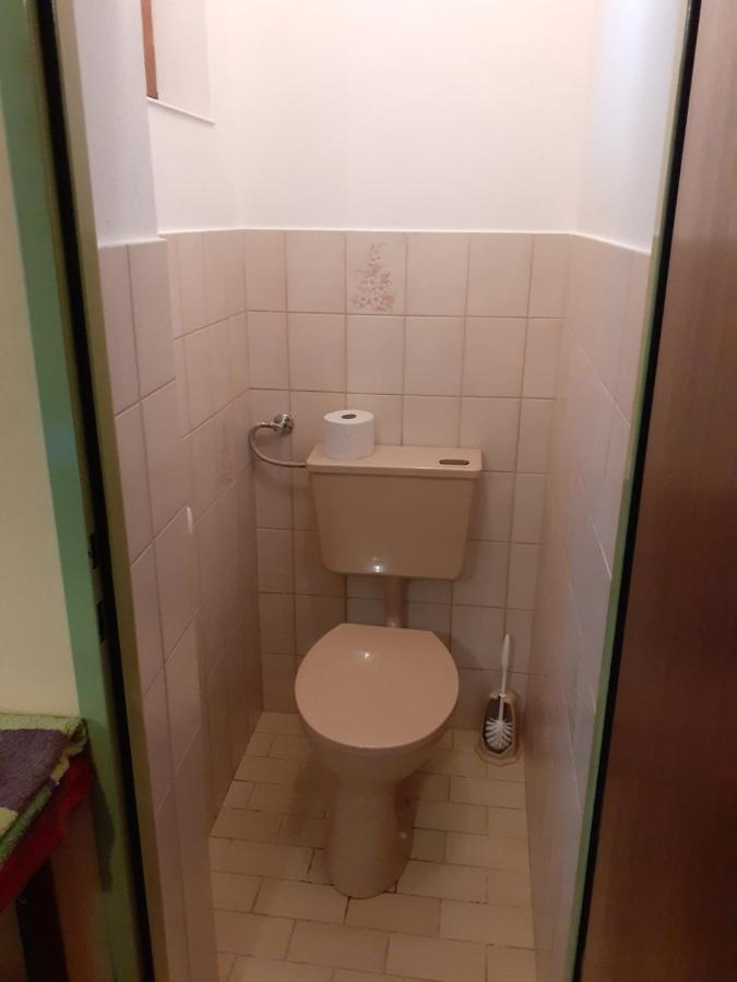 Obstbau Und Gaestezimmer Stani Kitzeck im Sausal Eksteriør billede